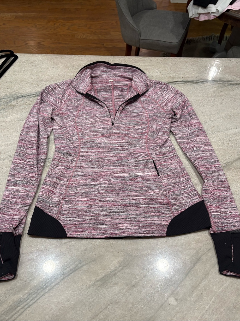 Lululemon Women’s Space Dye Half Zip Pullover Thumbhole Athletic Top Pink Black